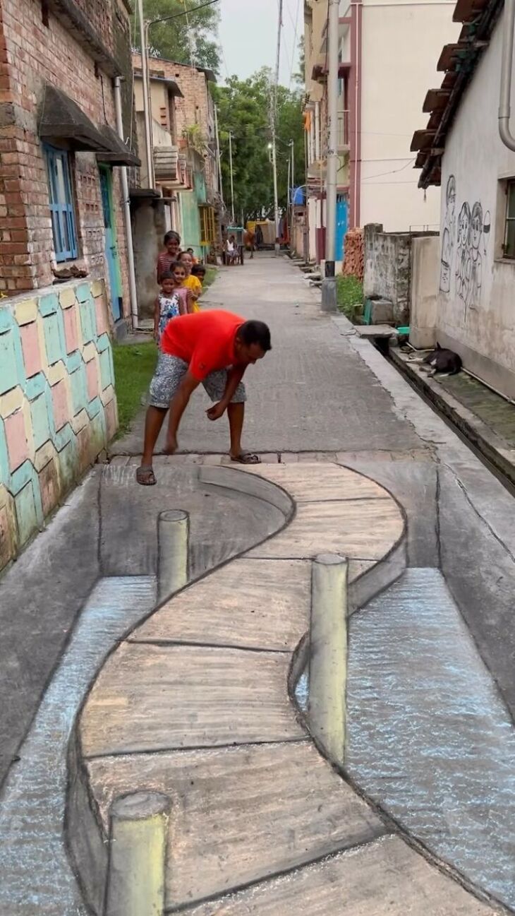 Chalk Art Illusions 