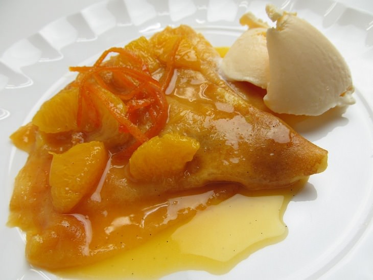 Flavor-enhancing tips: Crêpes Suzette in orange sauce