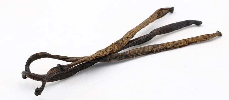 Flavor-enhancing tips: Vanilla pods