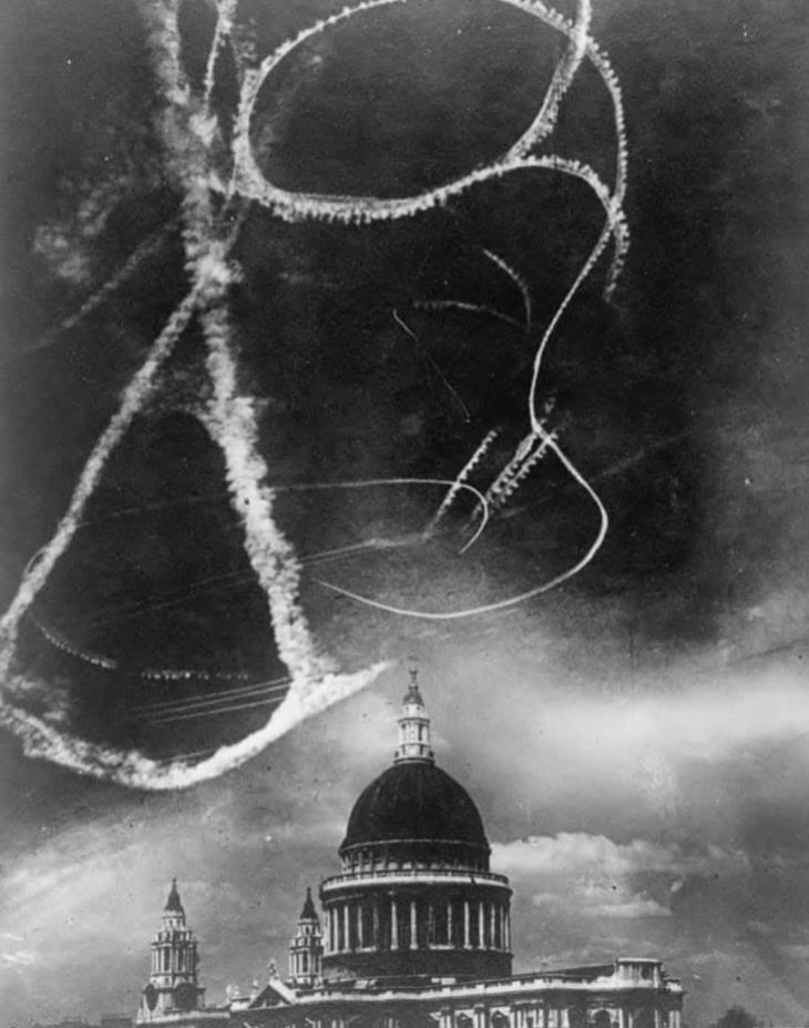 Dramatic Photos of World War II Aerial Combat