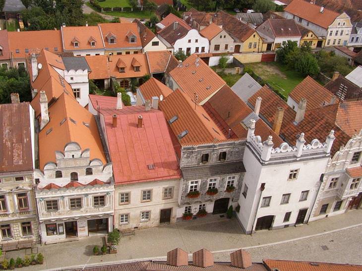 Picturesque towns in the Czech Republic: Houses in Slavonice from above