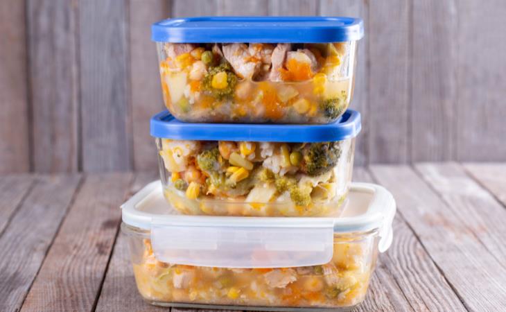 Signs You Need New Food Storage Containers