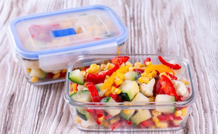 Signs You Need New Food Storage Containers