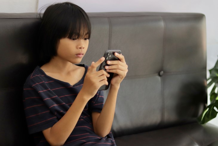 when should kids have smartphones