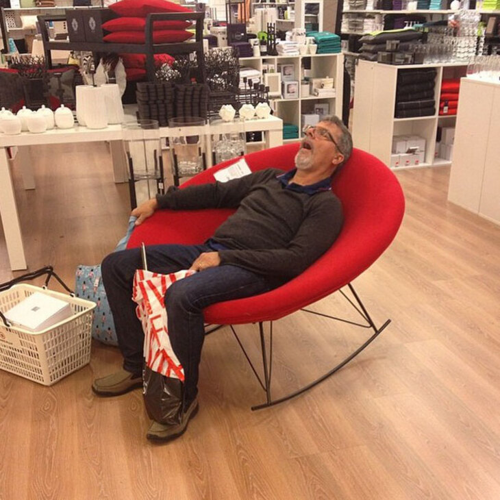 Hilarious Pics Of Men Stuck In Shopping Purgatory