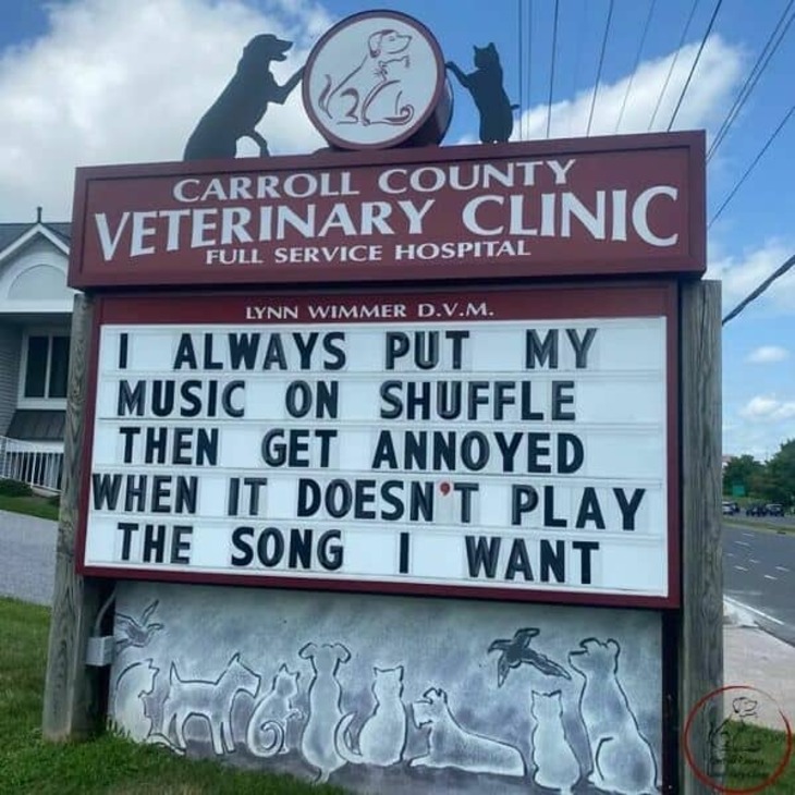 Funniest Vet Signs 
