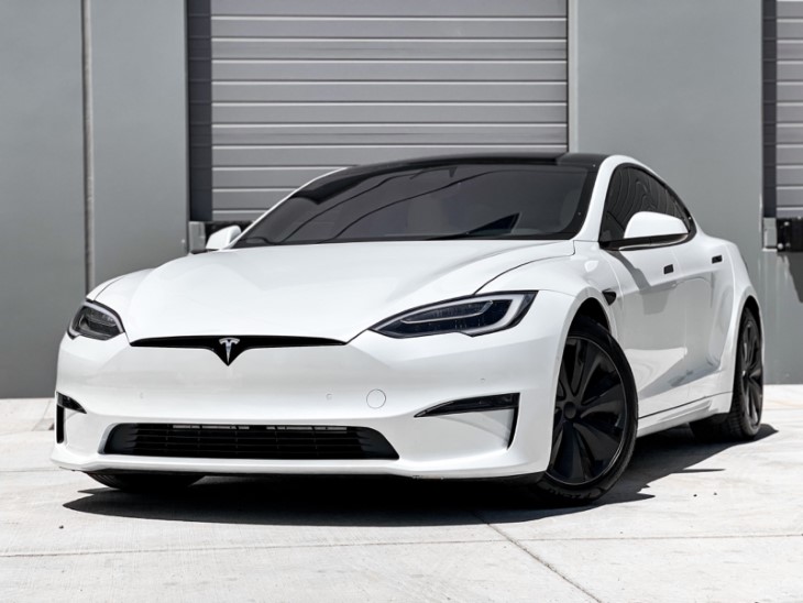 advanced electric cars 2025