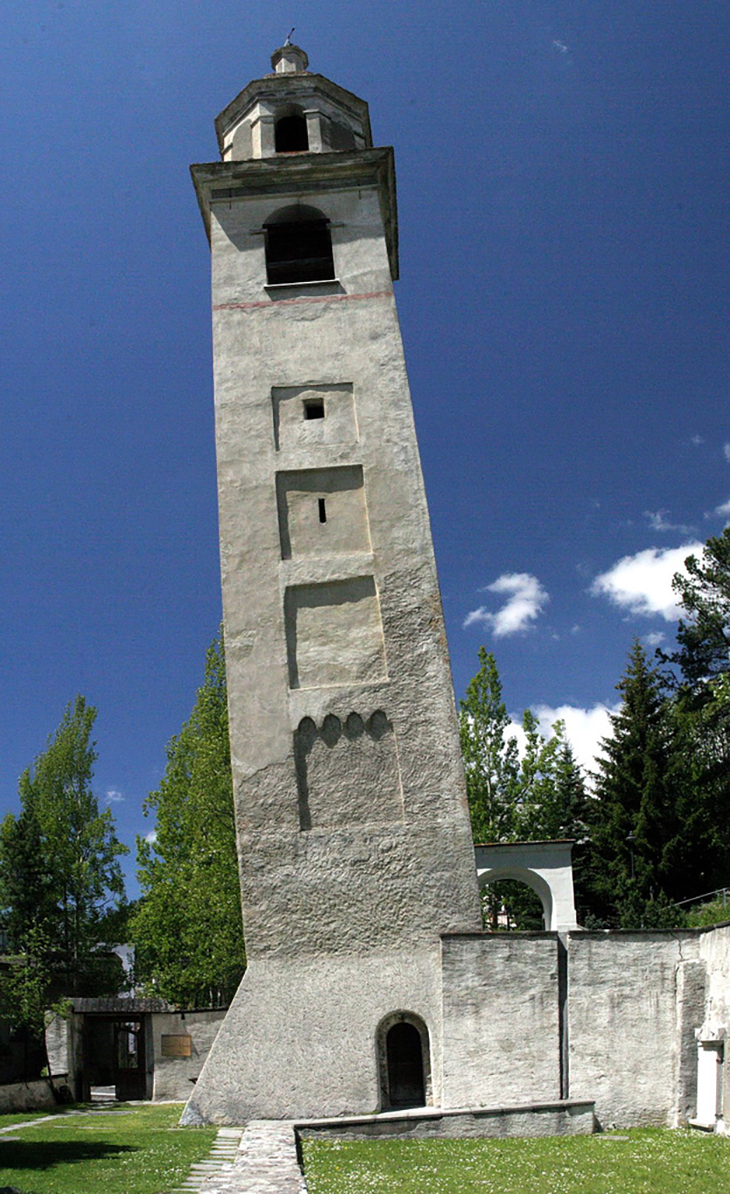 Leaning towers from around the world: Leaning Tower of St. Moritz