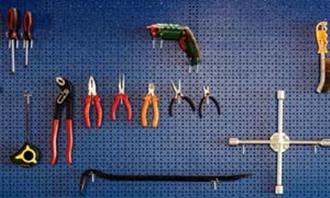 Find the differences: tools