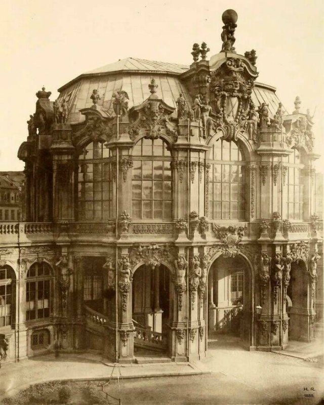 Historic photo of architecture of Past Centuries