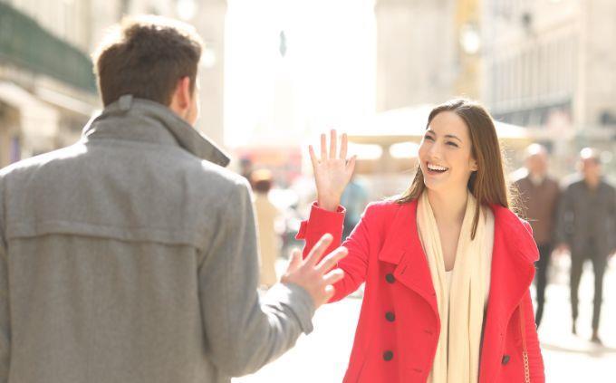 Which social network is suitable for your personality: People meet on the street