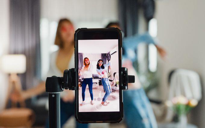 Which social network fits your personality: dancing girls in front of the camera