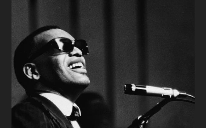 Singers and Singers identifying the 1960s: singer