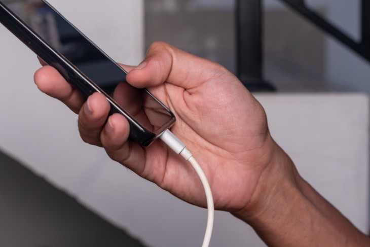 habits that finish the phone's battery life