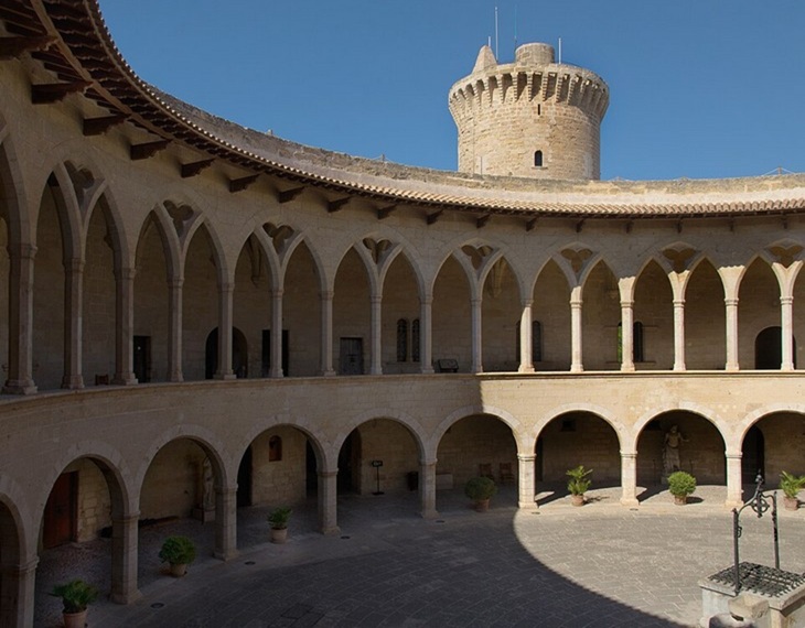 Recommended sites in Mallorca: Bellver Castle
