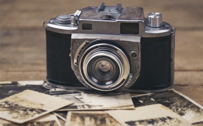 Emotional Limits Test: An Old Camera
