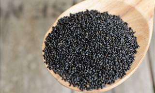 The Numerous Health Benefits of Basil Seeds