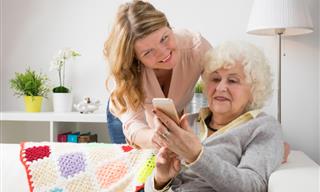 Tips for Seniors: Make the IPhone Easier for the Elderly