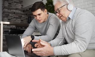7 Tips for Teaching Seniors How to Use Technology
