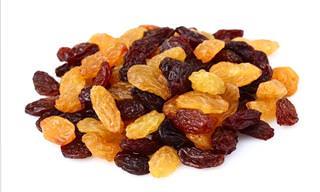 10 Great Health Benefits of Raisins
