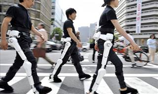 A Robot Suit That Can Help People Walk