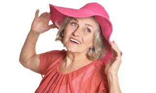 Joke: The Old Lady and Her Hat