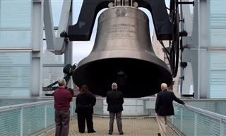 The Ringing of the Largest Bells in the World - Superb!
