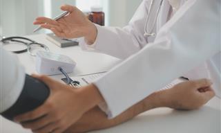 Tomato or Pomegranate Juice: Which is Better for a Healthy Blood Pressure?