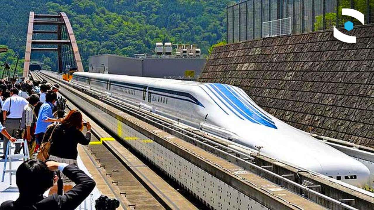 Japan s Maglev L0 Is Now The World s Fastest Train