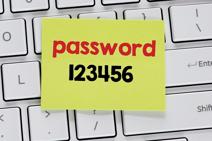 1000 most common passwords