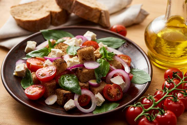 Mid-Summer Italian Bread Salad