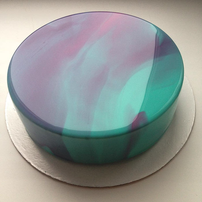 Cake Mirror Glaze
