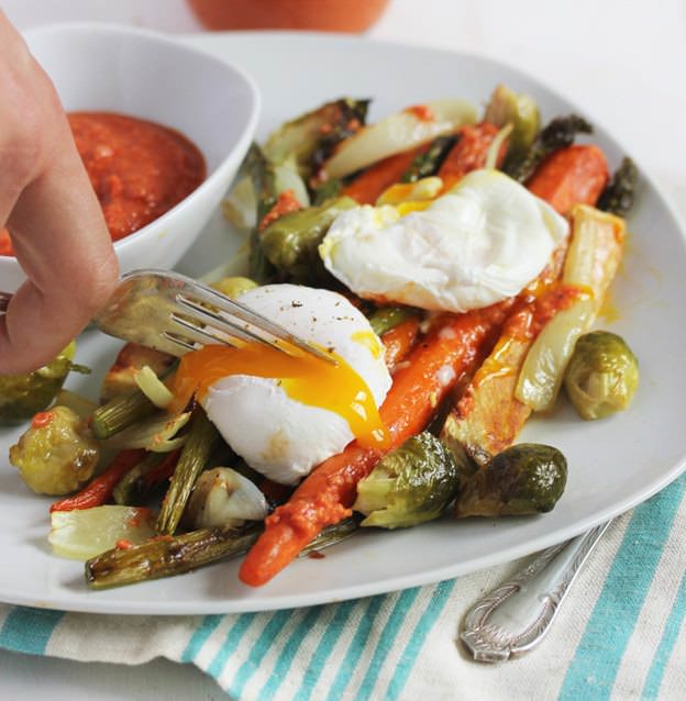 Poached Eggs and Veggies
