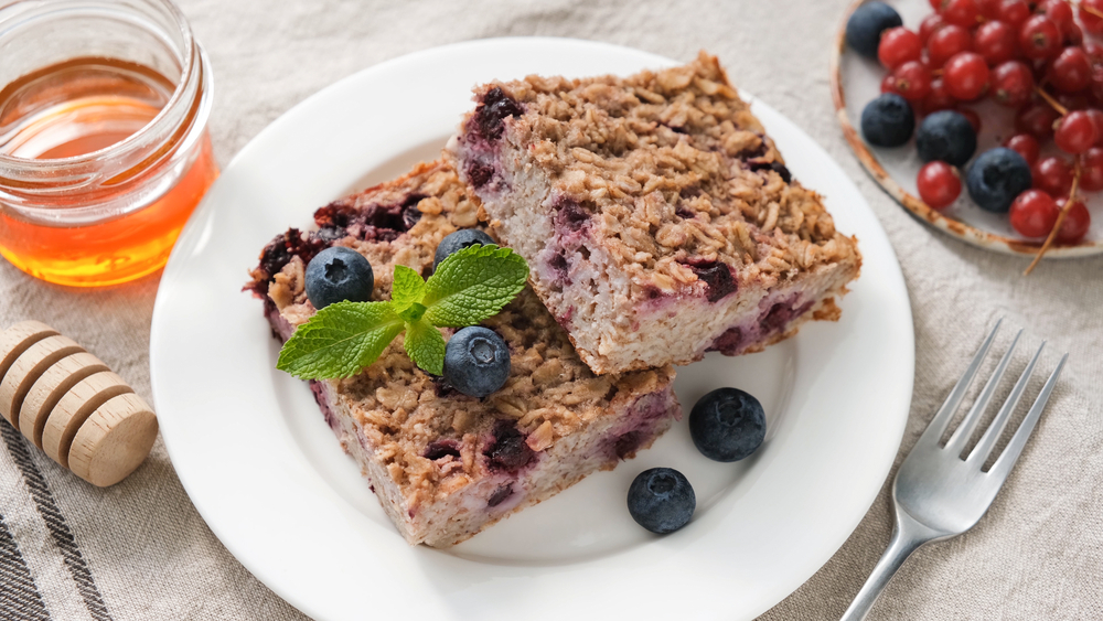 Baked Oatmeal Blueberry Bars