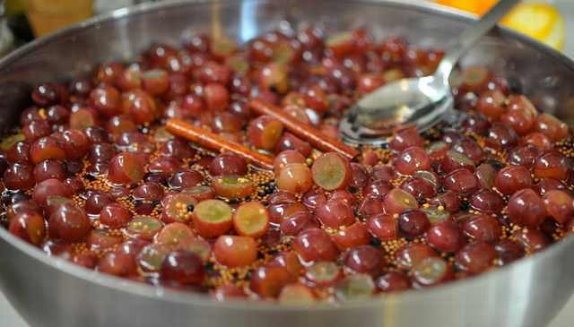 Cinnamon Pickled Grapes