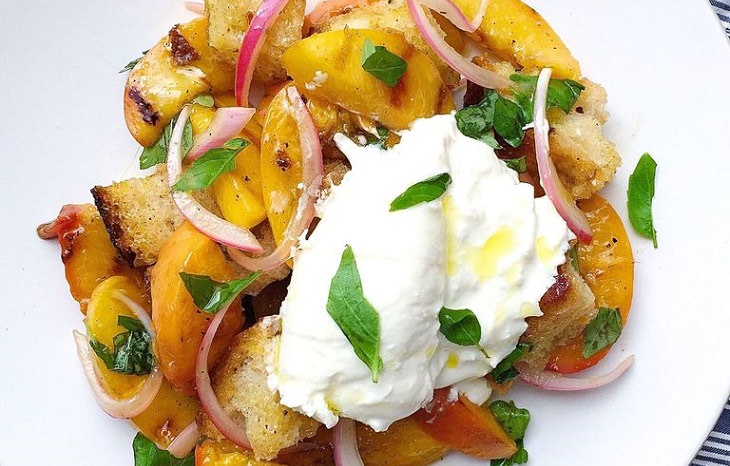 Tuscan Salad With Peaches