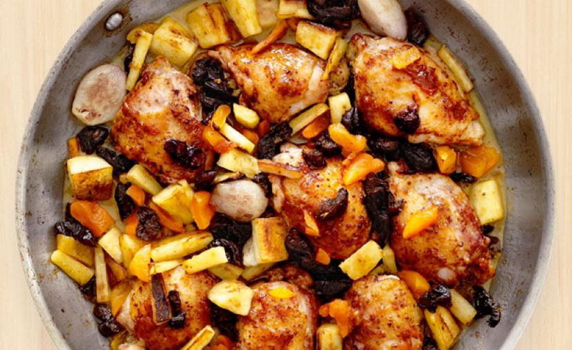 Chicken With Dried Fruit