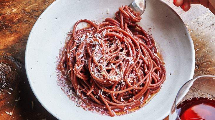 Pasta in Red Wine Sauce