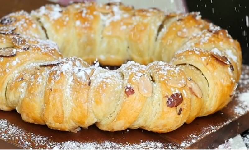 Almond and Pastry Dessert 