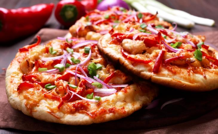 Naan Pizza