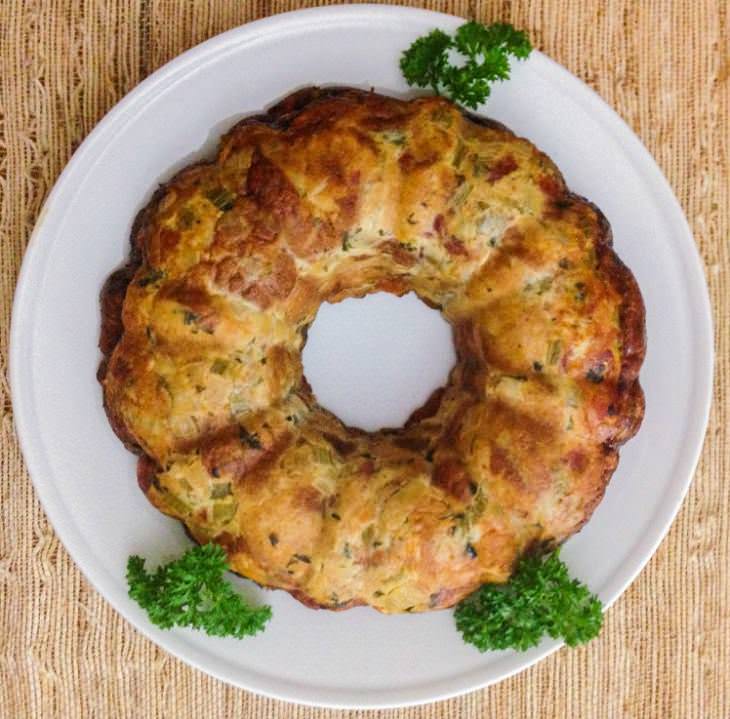 Thanksgiving Stuffing Cake